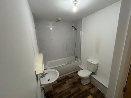 2 bedroom Flat to let in Francis Street, Hull, HU2