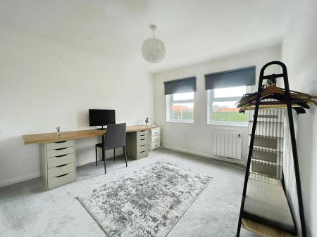 2 bedroom Flat to let in Grammar School Yard, City centre, Hull, HU1