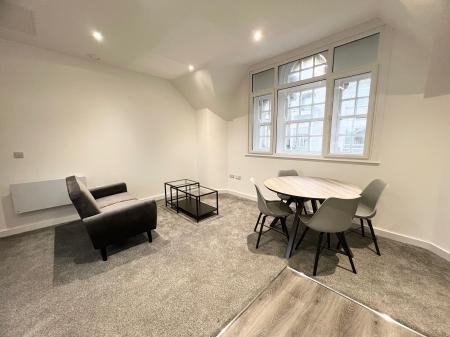 1 bedroom Flat to let in 33 Lowgate, City centre, Hull, HU1