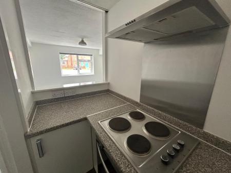 1 bedroom Studio flat to let in Saint Lukes Court, Willerby, HU10