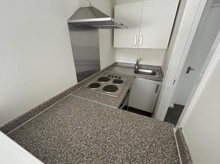 1 bedroom Studio flat to let in Saint Lukes Court, Willerby, HU10