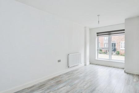 3 bedroom Terraced House for sale in Scotts Square, Hull, HU1