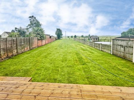 3 bedroom Semi-detached house for sale in Sunny View, Rise, Skirlaugh, Hull, HU11