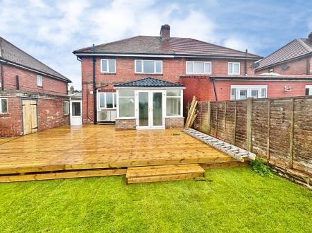 3 bedroom Semi-detached house for sale in Sunny View, Rise, Skirlaugh, Hull, HU11