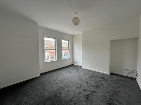 2 bedroom Flat to let in Plane Street, Hull, HU3
