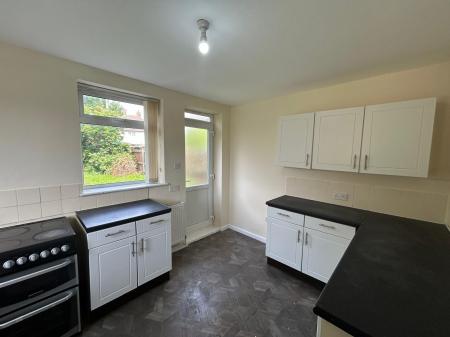 3 bedroom Terraced House to let in Bainbridge Avenue, Hull, HU9