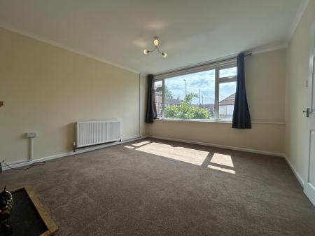 3 bedroom Terraced House to let in Bainbridge Avenue, Hull, HU9