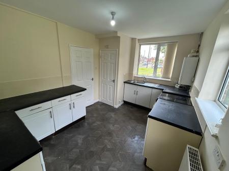 3 bedroom Terraced House to let in Bainbridge Avenue, Hull, HU9