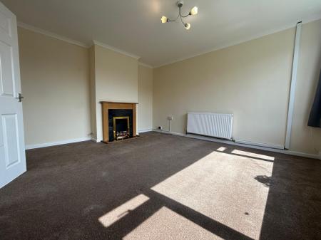3 bedroom Terraced House to let in Bainbridge Avenue, Hull, HU9