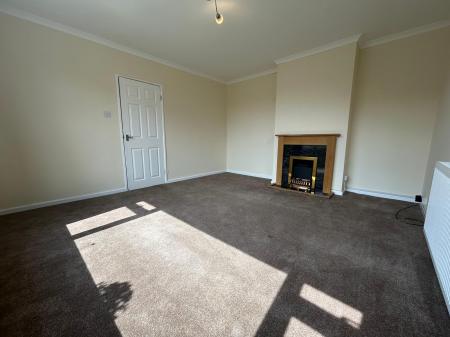 3 bedroom Terraced House to let in Bainbridge Avenue, Hull, HU9