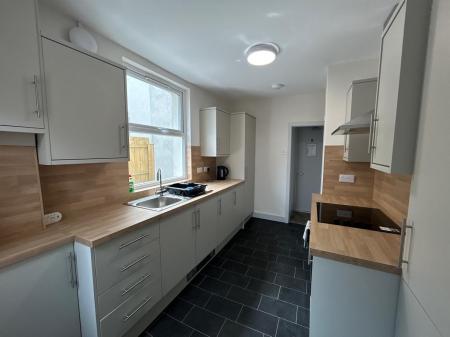 1 bedroom House share to let in Walliker Street, Hull, HU3