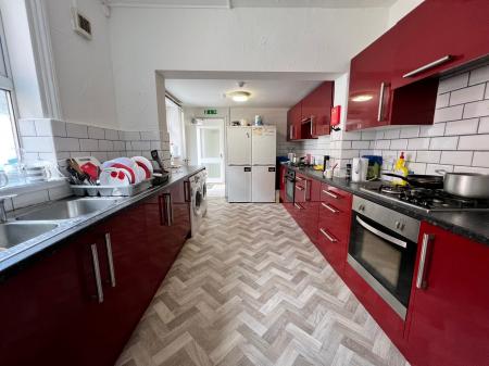 1 bedroom House share to let in De Grey Street, HU5, Hull, HU5