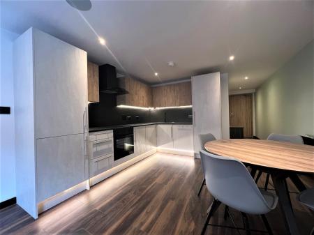 1 bedroom Flat to let in Silvester Street, City centre, Hull, HU1