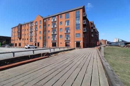 1 bedroom Flat to let in 52-58 High Street, City centre, Hull, HU1