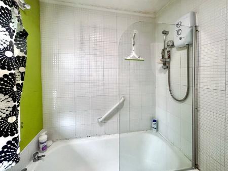 1 bedroom Flat for sale in Westlands Road, Hull, HU5