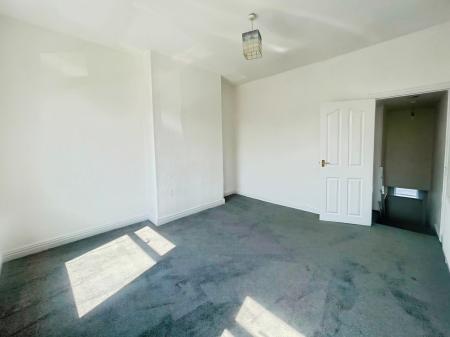 2 bedroom Terraced House to let in Gloucester Street, Hull, HU4