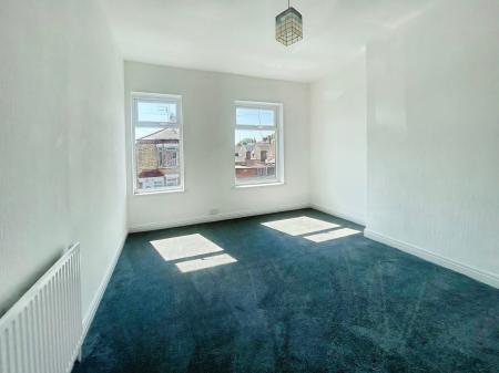 2 bedroom Terraced House to let in Gloucester Street, Hull, HU4