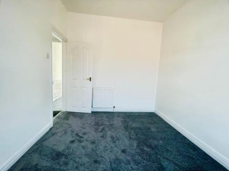 2 bedroom Terraced House to let in Gloucester Street, Hull, HU4