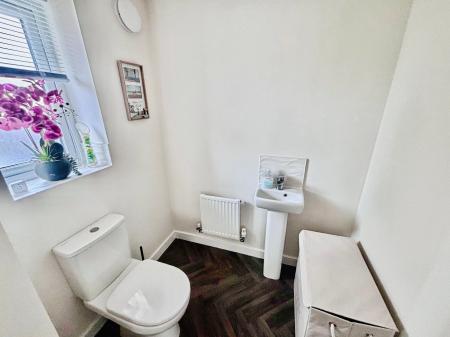 4 bedroom Detached house for sale in Dockers Drive, HU9, Hull, HU9