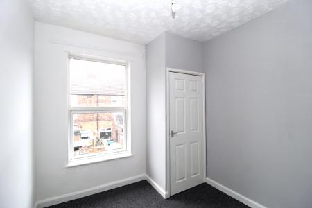 2 bedroom End of terrace house for sale in Alaska Villas, Barnsley Street, Hull, HU8