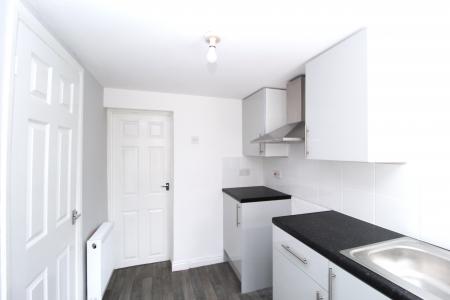 2 bedroom End of terrace house for sale in Alaska Villas, Barnsley Street, Hull, HU8
