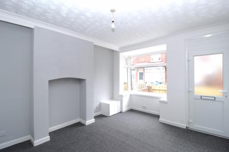 2 bedroom End of terrace house for sale in Alaska Villas, Barnsley Street, Hull, HU8
