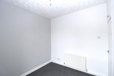 2 bedroom End of terrace house for sale in Alaska Villas, Barnsley Street, Hull, HU8