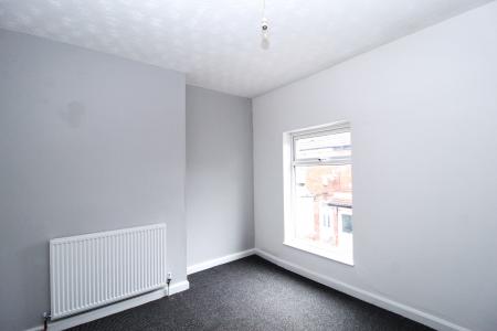 2 bedroom End of terrace house for sale in Alaska Villas, Barnsley Street, Hull, HU8