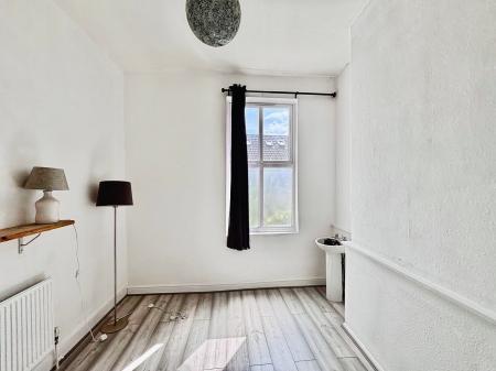 5 bedroom Terraced House for sale in Grafton Street, Hull, HU5