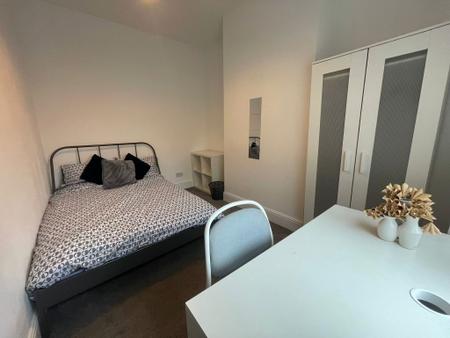 4 bedroom House of Multiple Occupation for sale in Mayfield Street, HU3, Hull, HU3