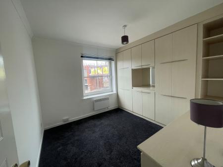 1 bedroom Flat to let in High Street, City centre, Hull, HU1
