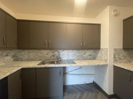 1 bedroom Flat to let in High Street, City centre, Hull, HU1
