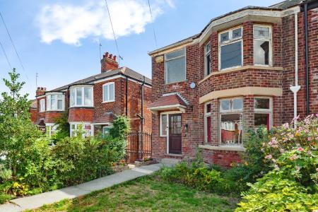 3 bedroom Semi-detached house for sale in Westfield Rise, Barrow Lane, Hessle, HU13