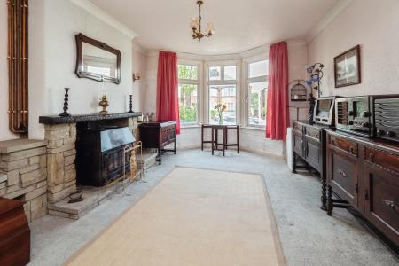 3 bedroom Semi-detached house for sale in Westfield Rise, Barrow Lane, Hessle, HU13