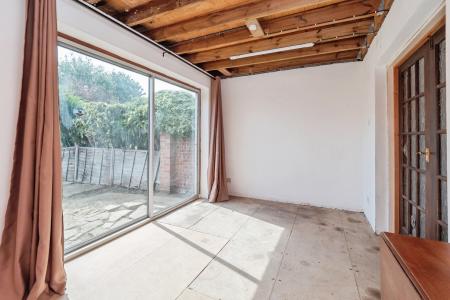3 bedroom Semi-detached house for sale in Westfield Rise, Barrow Lane, Hessle, HU13