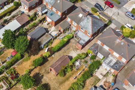 3 bedroom Semi-detached house for sale in Westfield Rise, Barrow Lane, Hessle, HU13