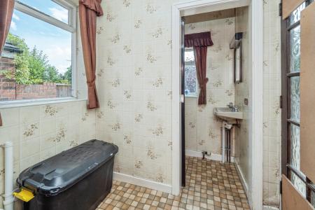 3 bedroom Semi-detached house for sale in Westfield Rise, Barrow Lane, Hessle, HU13