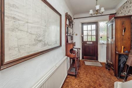 3 bedroom Semi-detached house for sale in Westfield Rise, Barrow Lane, Hessle, HU13