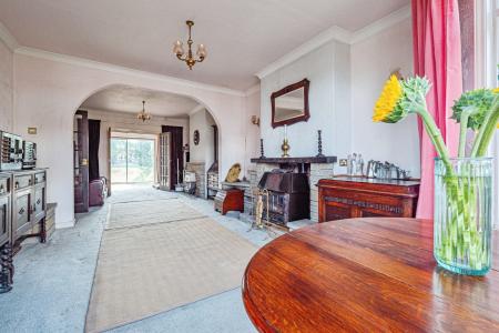 3 bedroom Semi-detached house for sale in Westfield Rise, Barrow Lane, Hessle, HU13