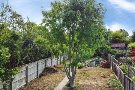 3 bedroom Semi-detached house for sale in Westfield Rise, Barrow Lane, Hessle, HU13