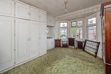 3 bedroom Semi-detached house for sale in Westfield Rise, Barrow Lane, Hessle, HU13