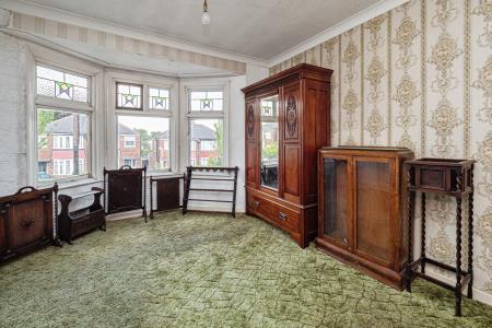 3 bedroom Semi-detached house for sale in Westfield Rise, Barrow Lane, Hessle, HU13