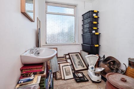 3 bedroom Semi-detached house for sale in Westfield Rise, Barrow Lane, Hessle, HU13