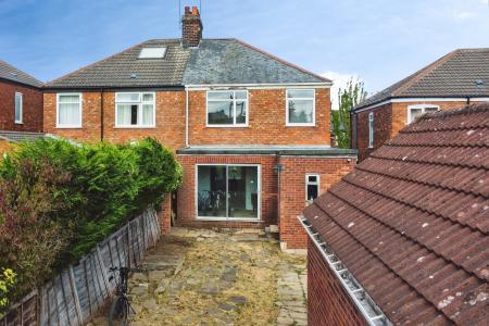 3 bedroom Semi-detached house for sale in Westfield Rise, Barrow Lane, Hessle, HU13