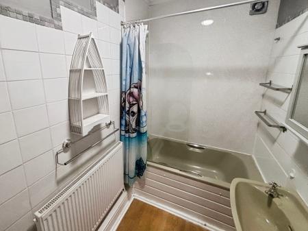 2 bedroom Terraced House for sale in Wilton Avenue, Franklin Street, HU9, Hull, HU9