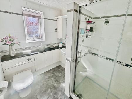 3 bedroom Detached bungalow for sale in Churchill Rise, burstwick, East Hull Villages, HU12