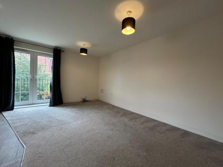 2 bedroom Flat to let in Lambwath Hall Court, Biggin Avenue, Hull, HU7