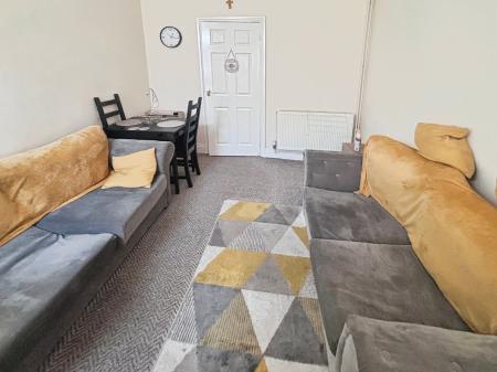 2 bedroom Terraced House for sale in McKinley Avenue, Albemarle Str, Hull, HU3