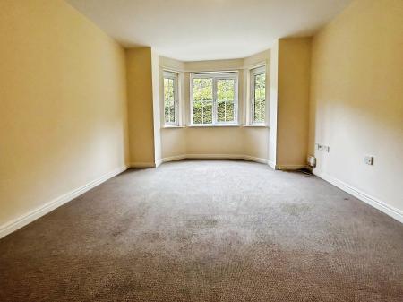 2 bedroom Flat to let in Chandlers Court, Victoria Dock, HU9