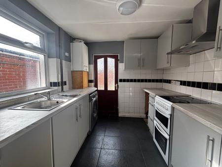 2 bedroom Terraced House to let in Aylesford Street, HU3, Hull, HU3